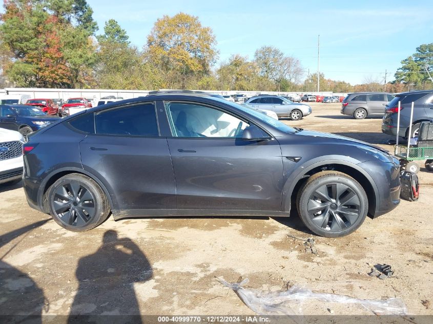 2024 Tesla Model Y Long Range Dual Motor All-Wheel Drive/Rwd VIN: 7SAYGDED3RA304827 Lot: 40999770