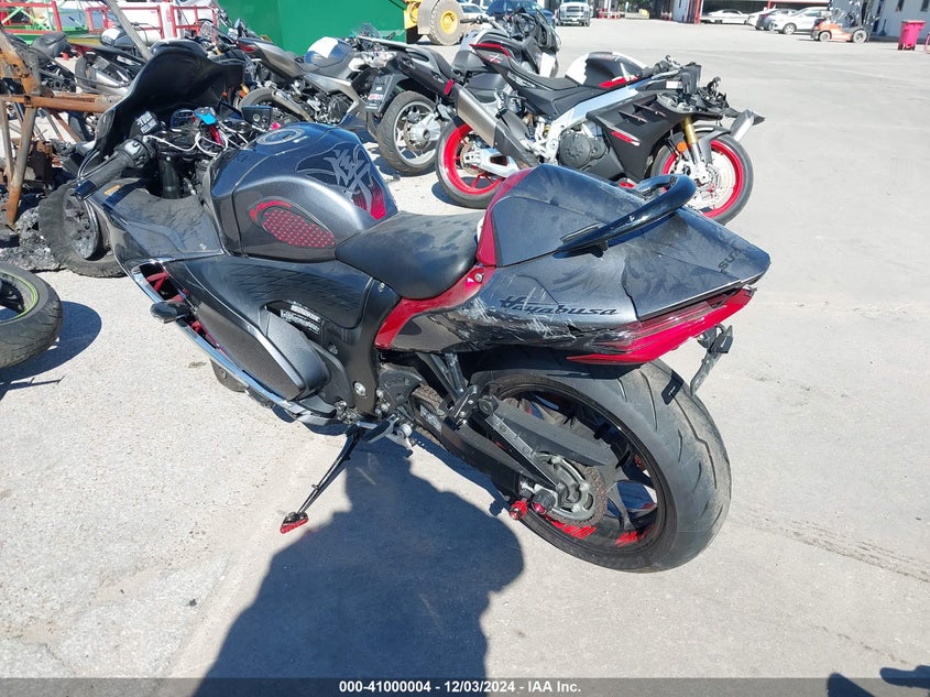 2023 SUZUKI GSX1300 RR JS1EJ11B2P7100251