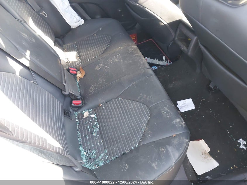 2021 TOYOTA CAMRY VIN: 4T1G11AK2MU485544