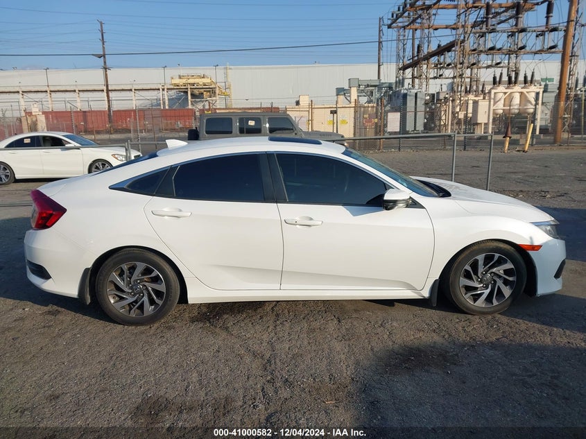 2018 HONDA CIVIC EX - 2HGFC2F77JH557018