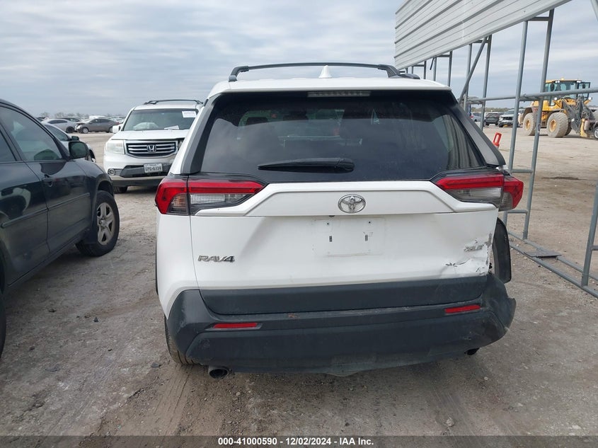 2019 TOYOTA RAV4 XLE - 2T3W1RFV9KW043197