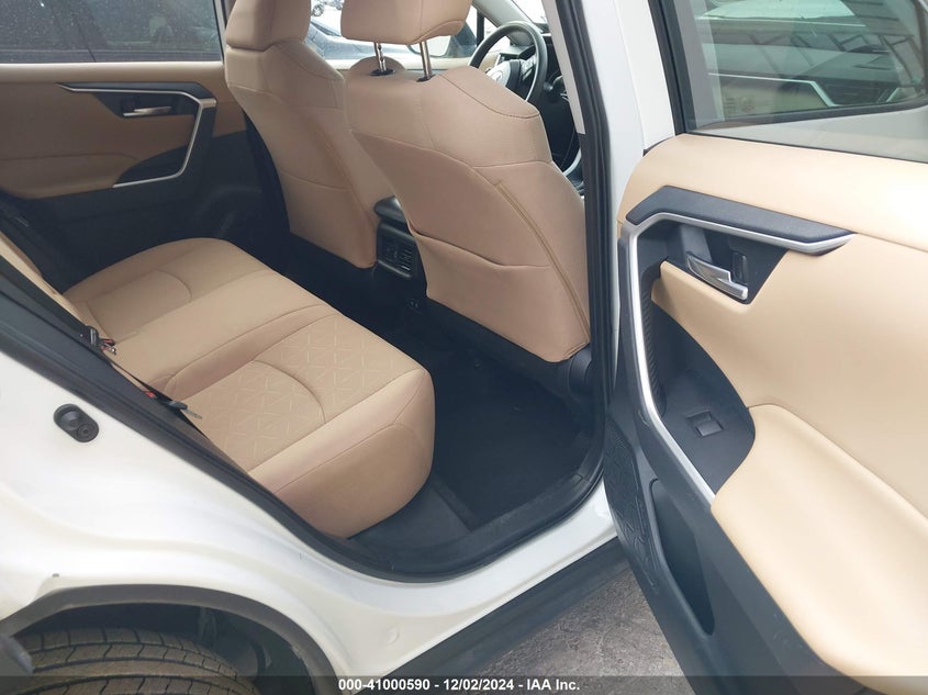 2019 TOYOTA RAV4 XLE - 2T3W1RFV9KW043197