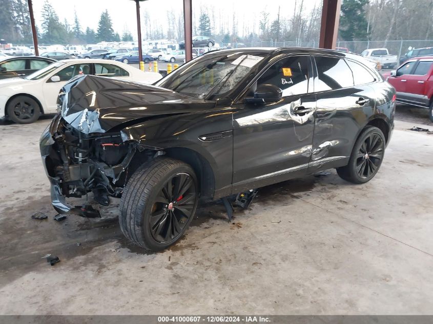 VIN SADCM2FV4KA610484 2019 JAGUAR F-PACE no.2