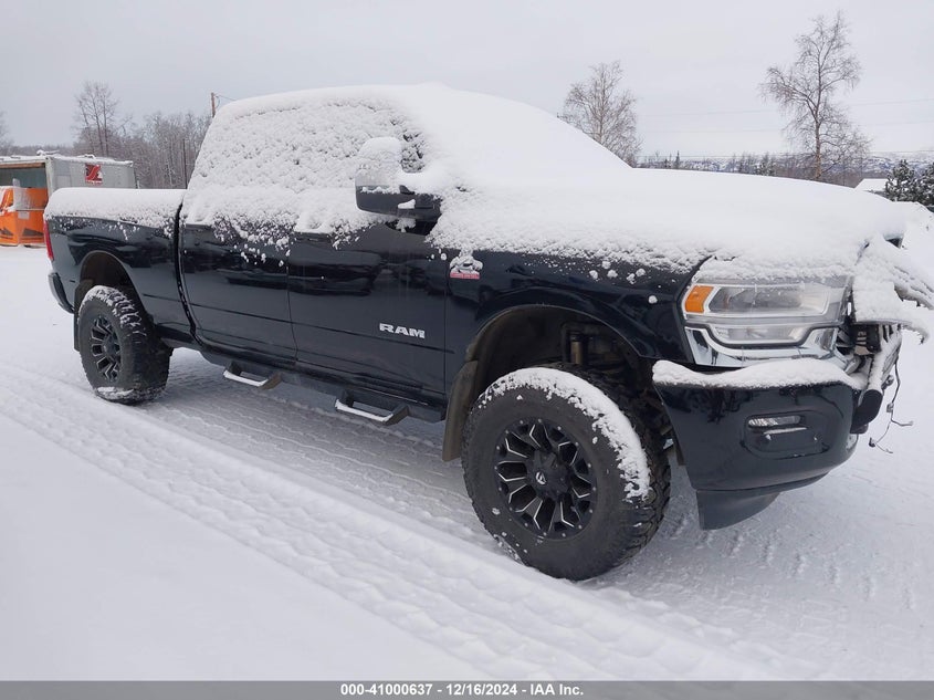 Vin: 3c6ur5fl8pg580259, lot: 41490531, ram 2500 laramie  4x4 6'4 box 2023 img_1
