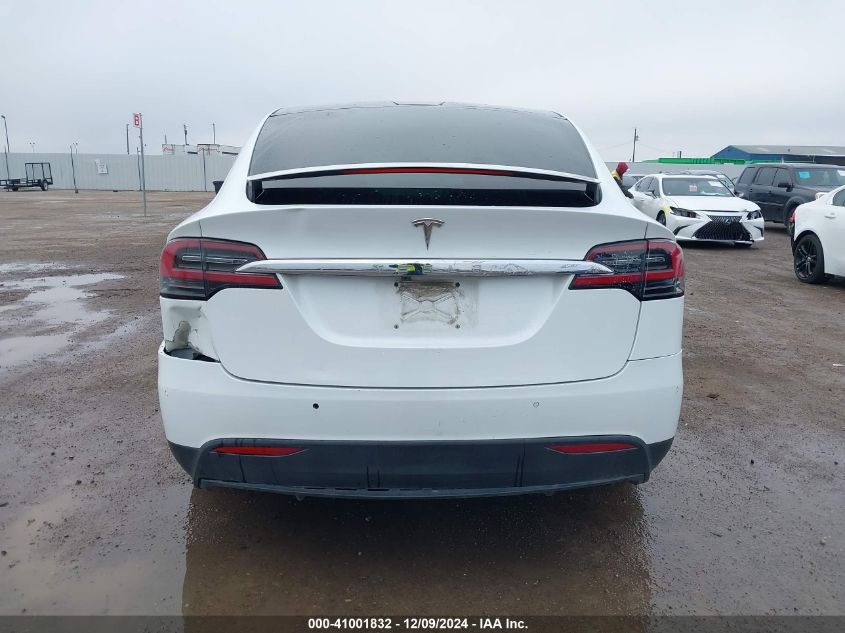 VIN 5YJXCAE23GF005825 2016 TESLA MODEL X no.16