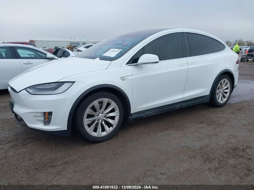 VIN 5YJXCAE23GF005825 2016 TESLA MODEL X no.2