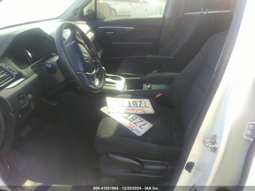 Vin: 5fnyf5h16hb015787, lot: 41491849, honda pilot lx 20174