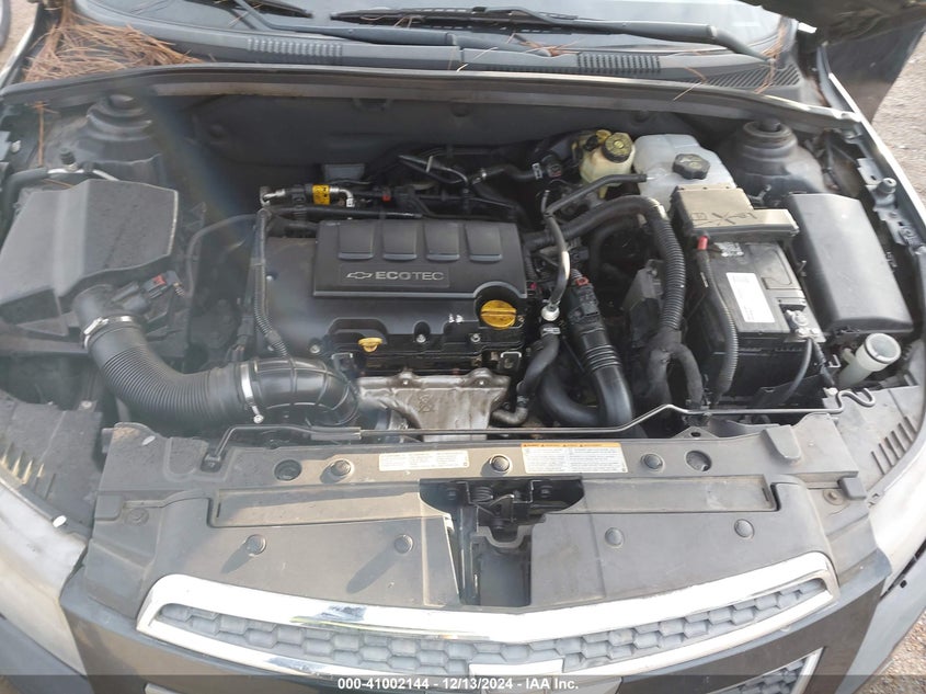 2014 CHEVROLET CRUZE VIN: 1G1PE5SB6E7376446