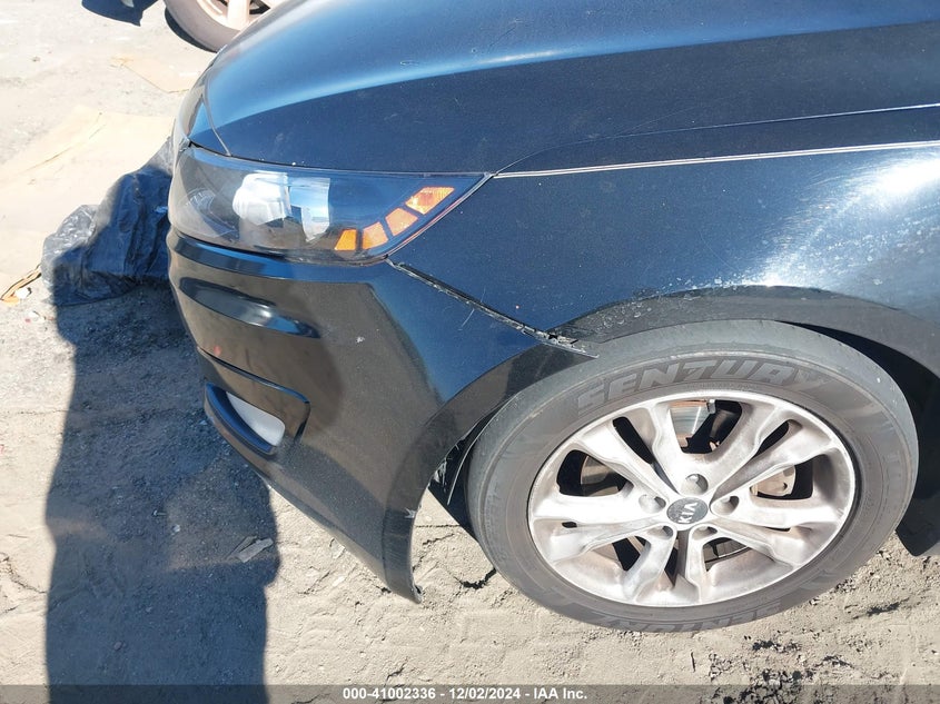 2011 KIA OPTIMA VIN: KNAGN4A75B5141006