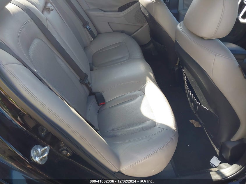 2011 KIA OPTIMA VIN: KNAGN4A75B5141006