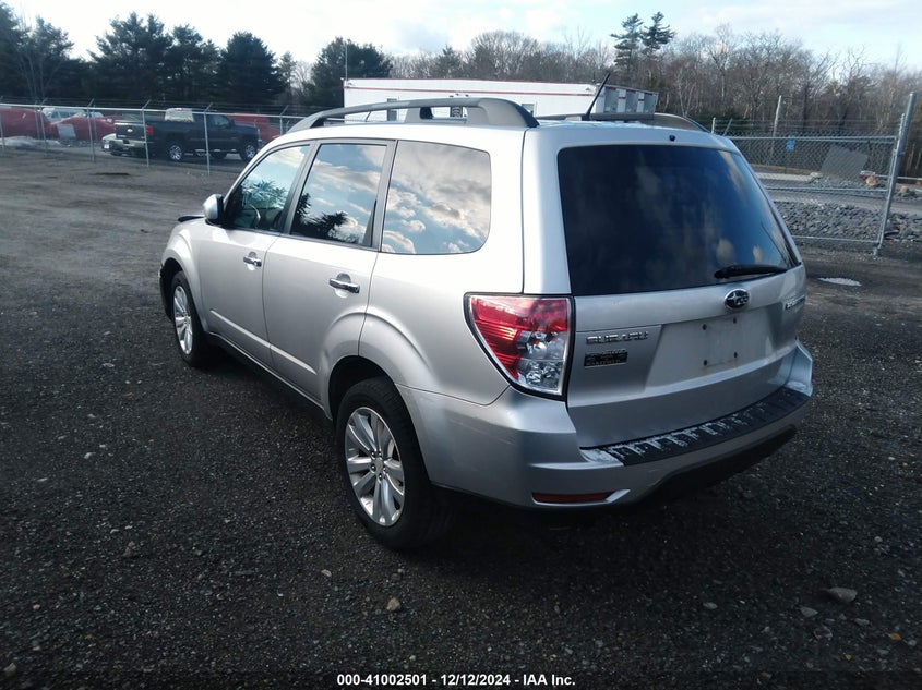 Vin: jf2shadc2bh756169, lot: 41492396, subaru forester 2.5x premium 20113