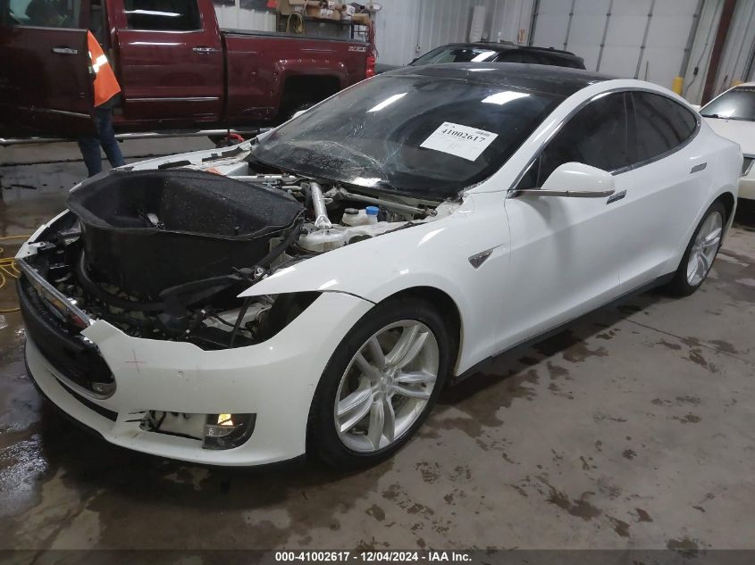 VIN 5YJSA1H23FF086058 2015 Tesla Model S, 70D/85D/P85D no.2