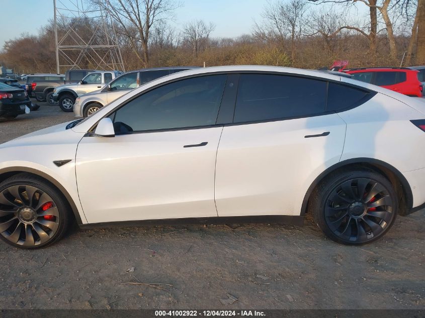 2022 Tesla Model Y Performance Dual Motor All-Wheel Drive VIN: 7SAYGDEFXNF456263 Lot: 41002922