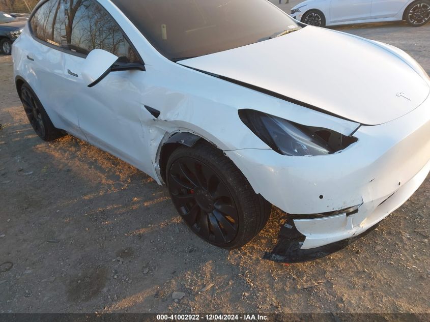 2022 Tesla Model Y Performance Dual Motor All-Wheel Drive VIN: 7SAYGDEFXNF456263 Lot: 41002922