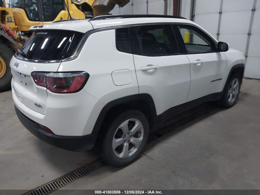 VIN 3C4NJDBB5KT675339 2019 JEEP COMPASS no.4