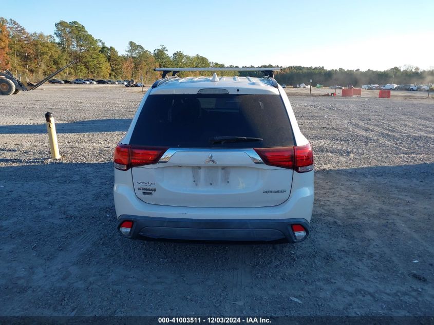 VIN JA4AD3A36JZ025995 2018 Mitsubishi Outlander, LE no.17