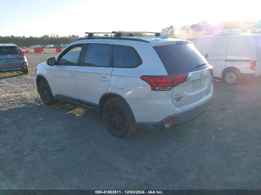 VIN JA4AD3A36JZ025995 2018 Mitsubishi Outlander, LE no.3