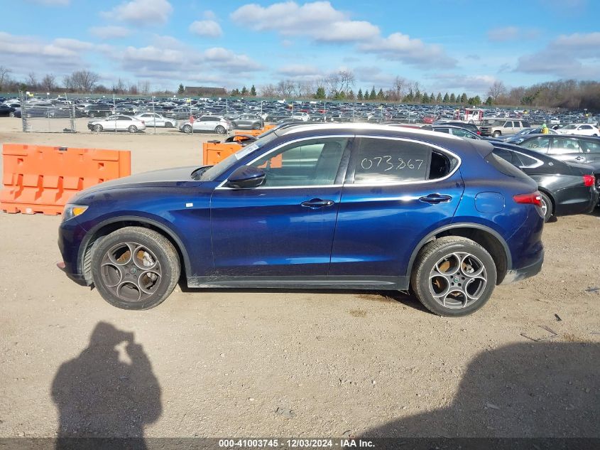 VIN ZASFAKAN5J7B65362 2018 ALFA ROMEO STELVIO no.14