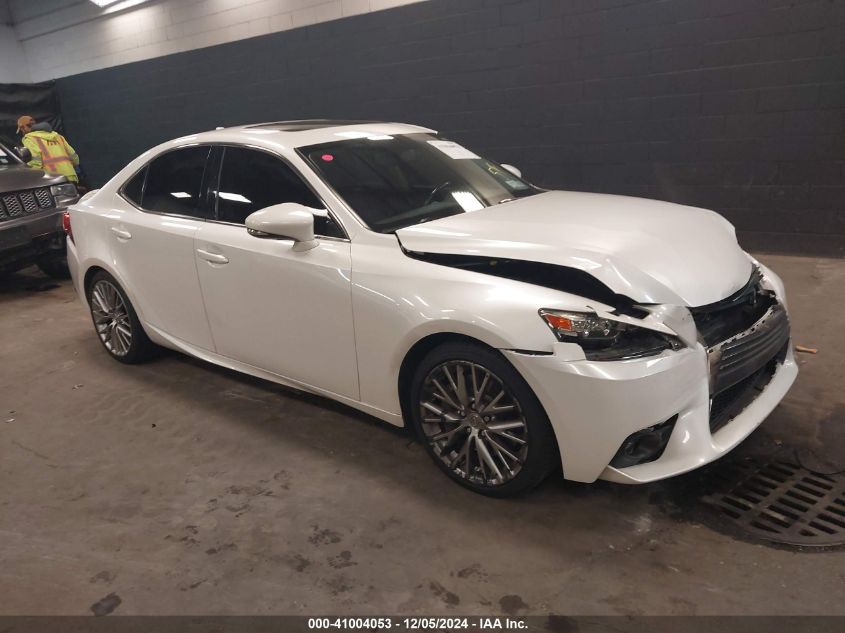 2016 Lexus IS300