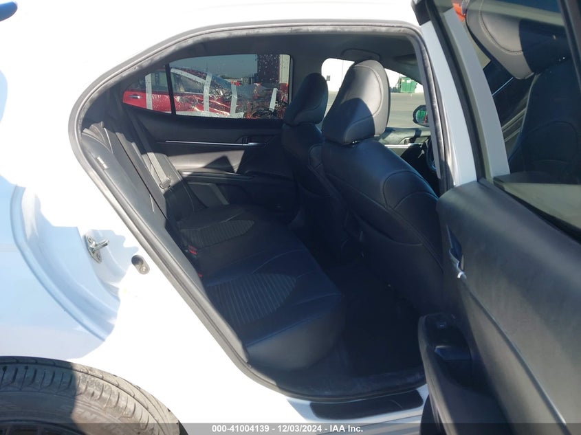 2019 TOYOTA CAMRY VIN: 4T1B11HK4KU226874