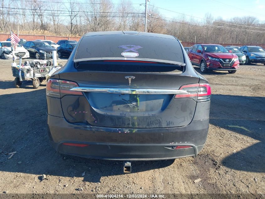 2016 Tesla Model X 60D/70D/75D/90D VIN: 5YJXCAE28GF004461 Lot: 41004214