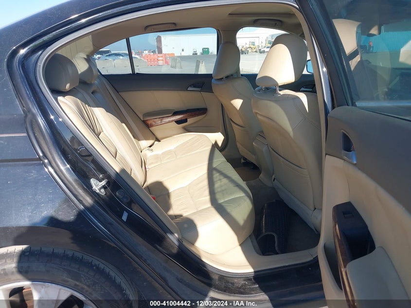2009 HONDA ACCORD VIN: 1HGCP26859A142726