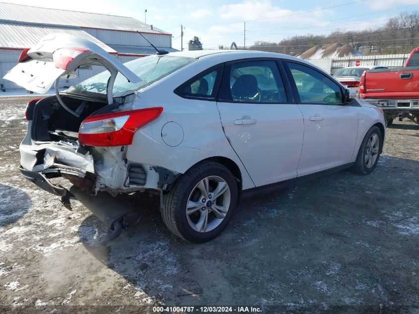 VIN 1FADP3F26EL437939 2014 FORD FOCUS no.4