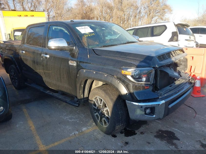 VIN 5TFAY5F16KX813654 2019 TOYOTA TUNDRA no.1