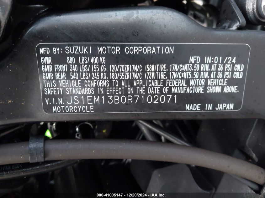 2024 Suzuki Gsx800 F VIN: JS1EM13B0R7102071 Lot: 41005147