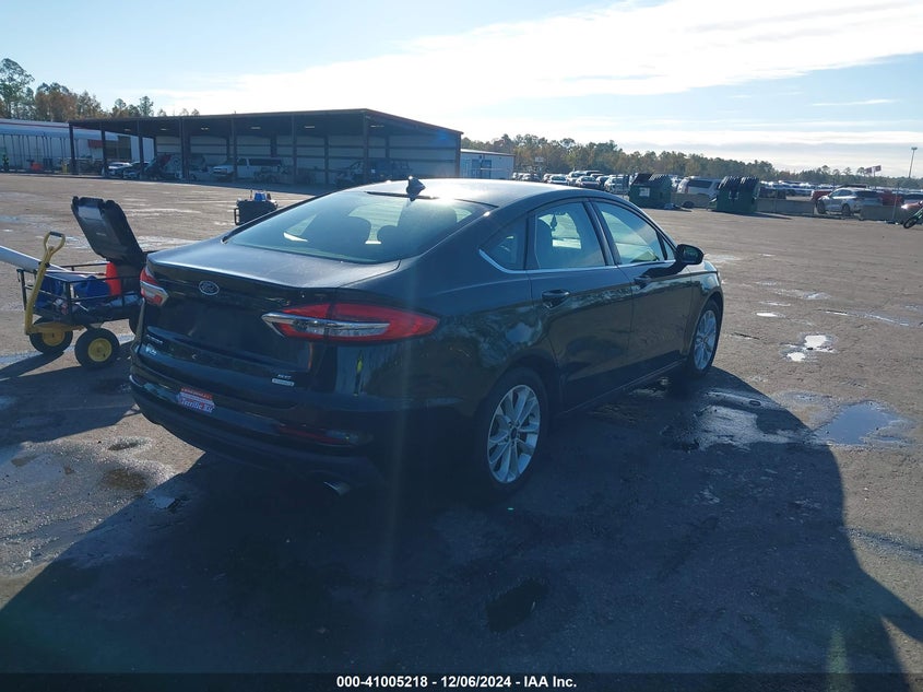 2019 FORD FUSION SE VIN: 3FA6P0HD1KR154089