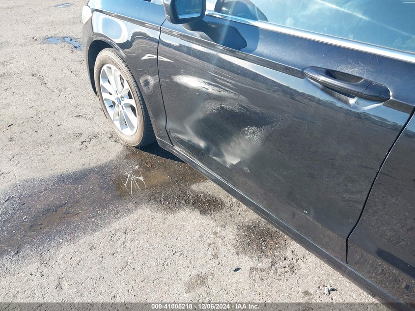 2019 FORD FUSION SE VIN: 3FA6P0HD1KR154089