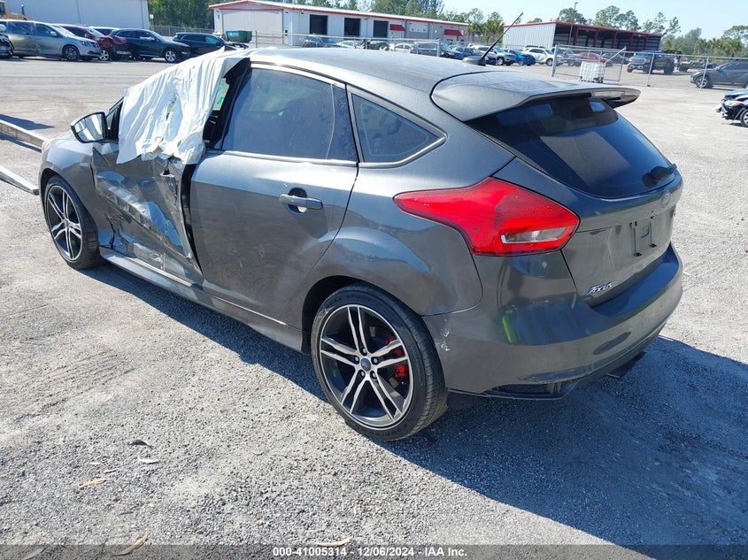 Vin: 1fadp3l97jl299632, lot: 41495209, ford focus st 20183