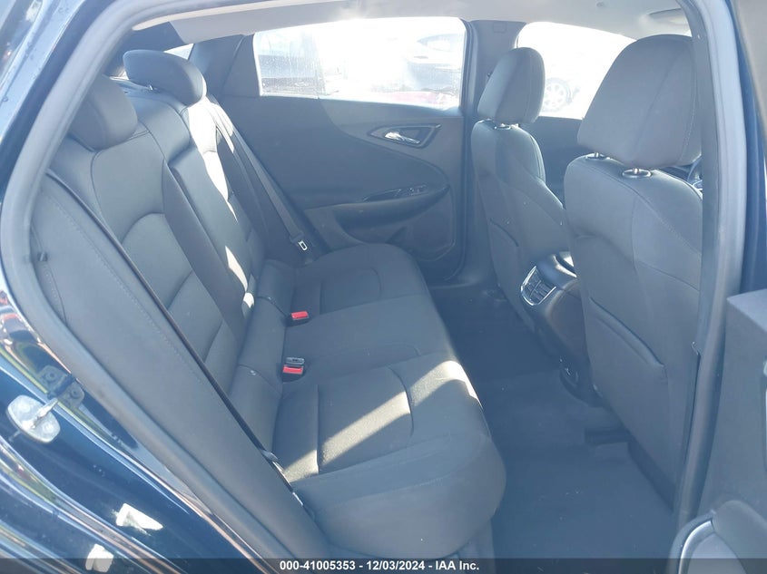 2017 CHEVROLET MALIBU VIN: 1G1ZE5ST3HF137853