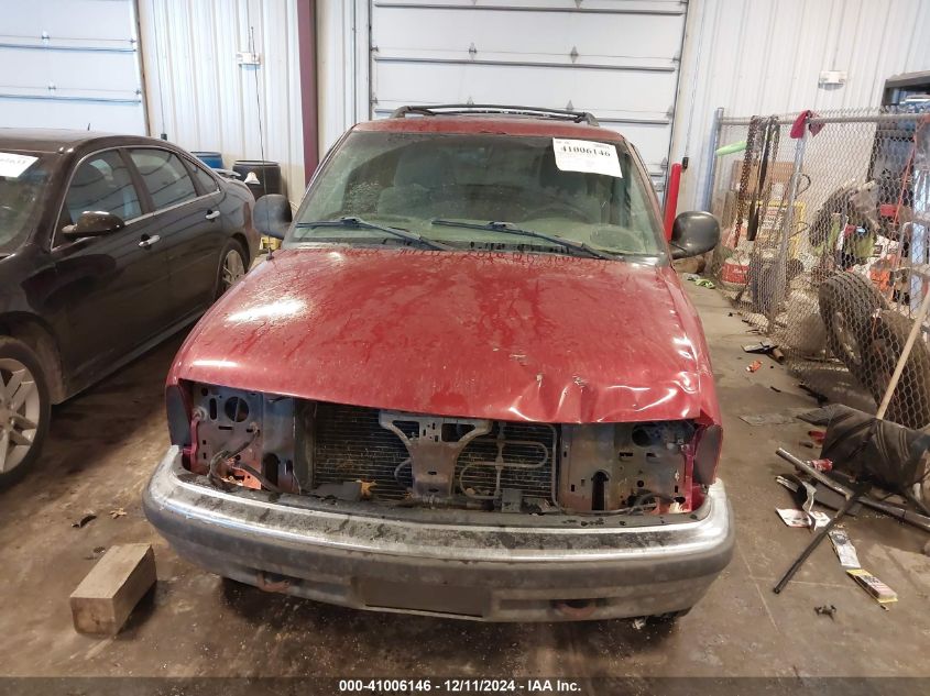 1998 Chevrolet Blazer Ls VIN: 1GNDT13W3W2155600 Lot: 41006146