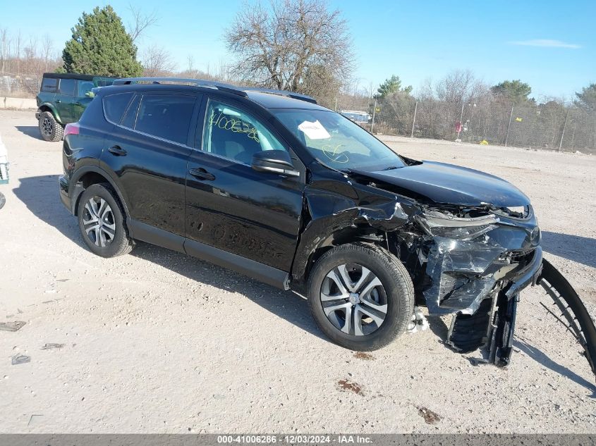 VIN 2T3BFREV6JW698255 2018 TOYOTA RAV4 LE