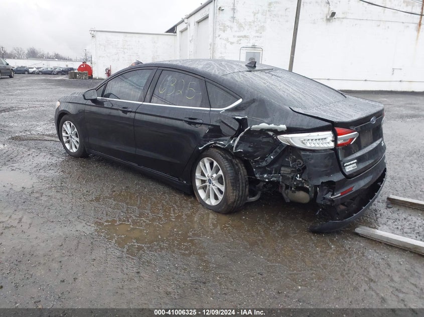 Vin: 3fa6p0hdxlr183303, lot: 41496220, ford fusion se 20203