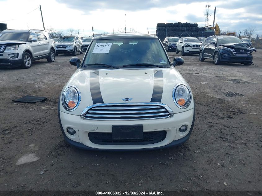 2013 Mini Hardtop Cooper VIN: WMWSU3C55DT679738 Lot: 41006332