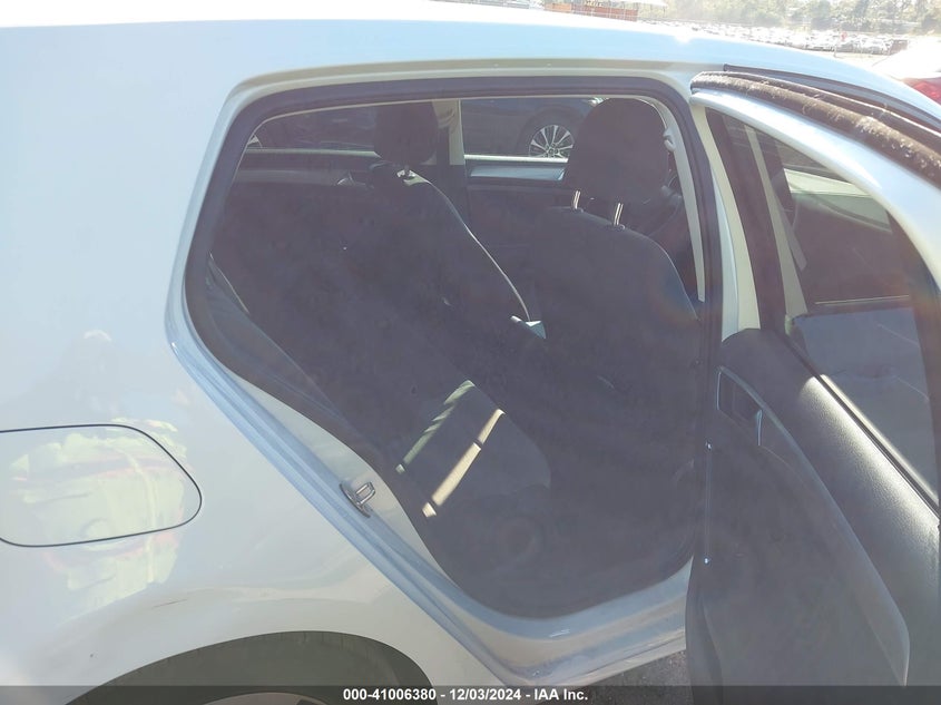 2016 VOLKSWAGEN E-GOLF SE WVWKP7AU4GW906237