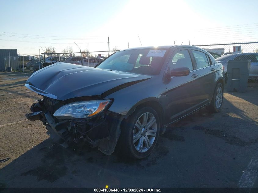 VIN 1C3CCBABXDN669499 2013 Chrysler 200, LX no.2