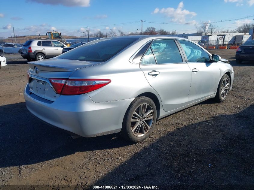 VIN 4T1BF1FK2GU217313 2016 Toyota Camry, SE no.4