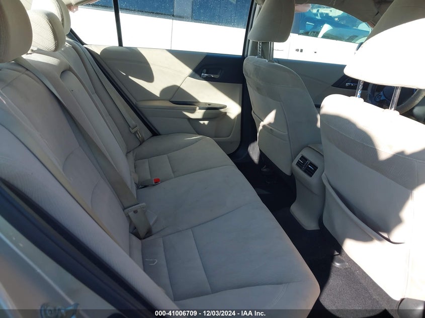 2015 HONDA ACCORD HYBRID VIN: 1HGCR6F38FA005944