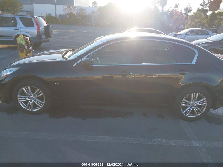 2015 INFINITI Q40 - JN1CV6AR8FM523074