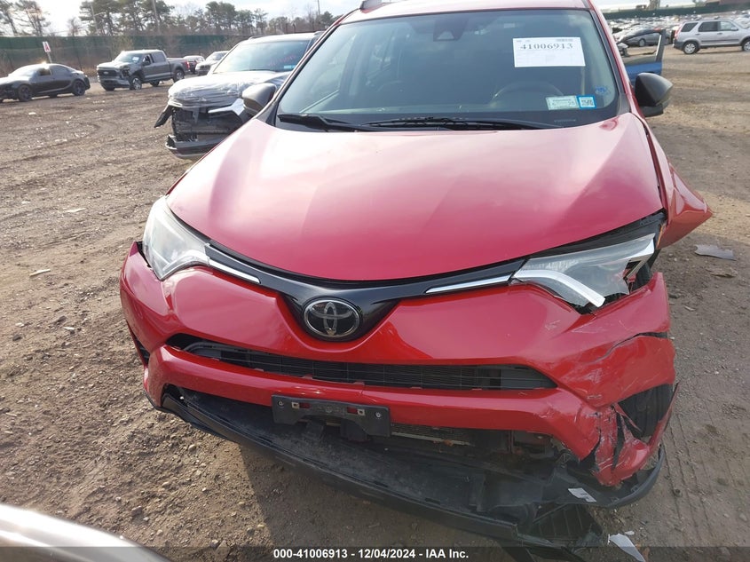 2017 TOYOTA RAV4 LE - JTMBFREV6HJ111870