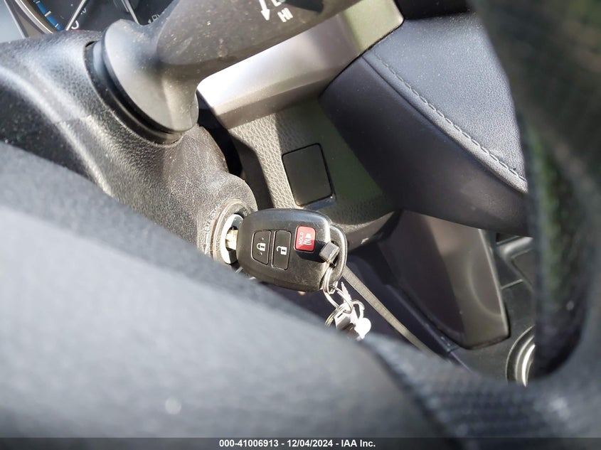 2017 TOYOTA RAV4 LE - JTMBFREV6HJ111870