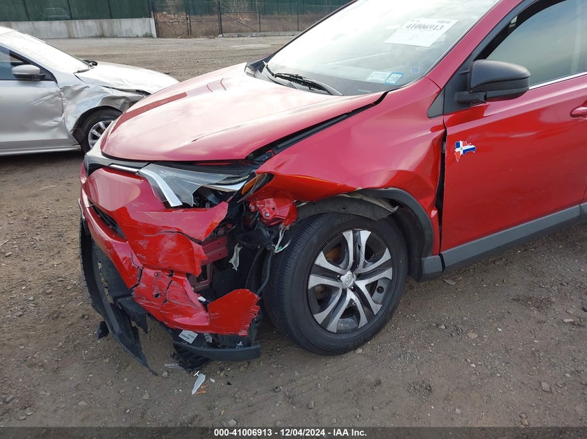 2017 TOYOTA RAV4 LE - JTMBFREV6HJ111870