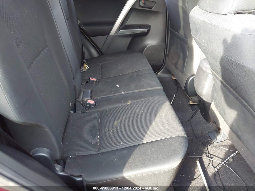 2017 TOYOTA RAV4 LE - JTMBFREV6HJ111870