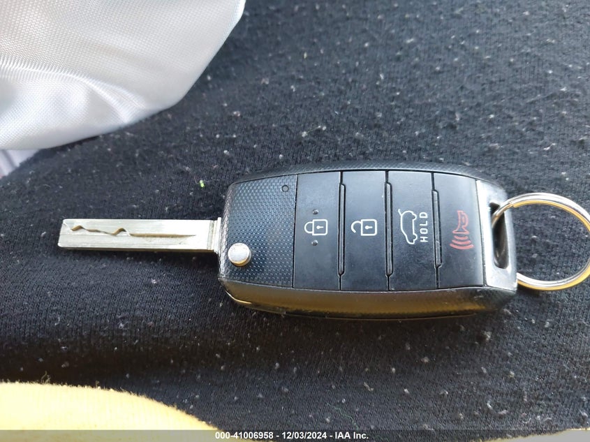 2017 Kia Sorento 3.3L Lx VIN: 5XYPGDA59HG322850 Lot: 41006958