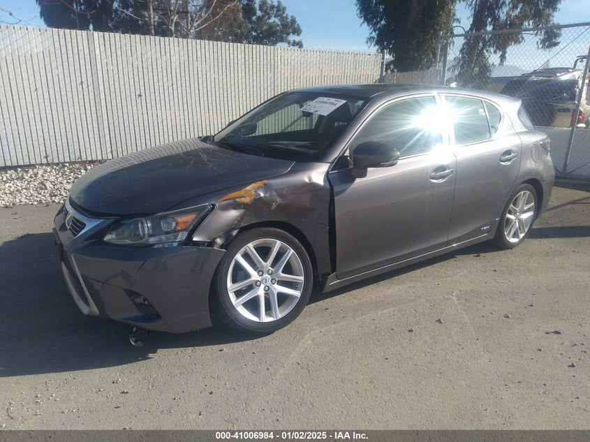 Vin: jthkd5bh1f2234222, lot: 41496879, lexus ct 200h 20152