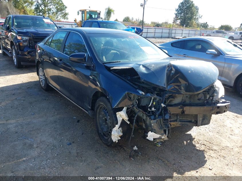 2014 Toyota Camry, LE