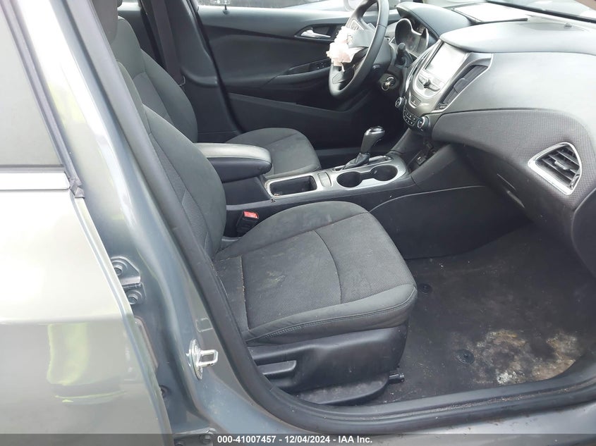 2017 CHEVROLET CRUZE LT AUTO - 1G1BE5SM3H7134634